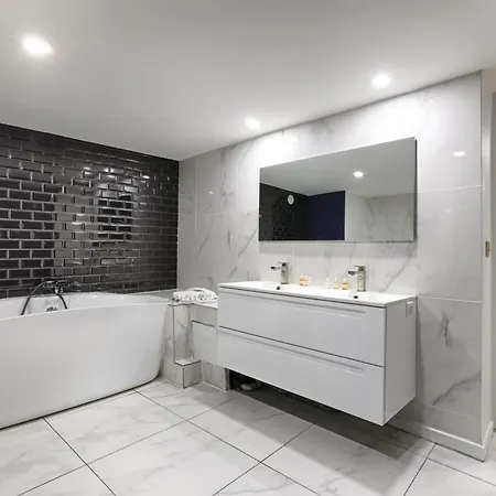 아파트 Mykeypers - Amazing Luxury Triplex 3br 8p - Arc De Triomphe 파리